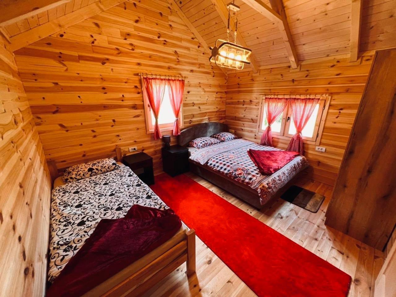 Salerno Camp Будинок відпочинку Плав