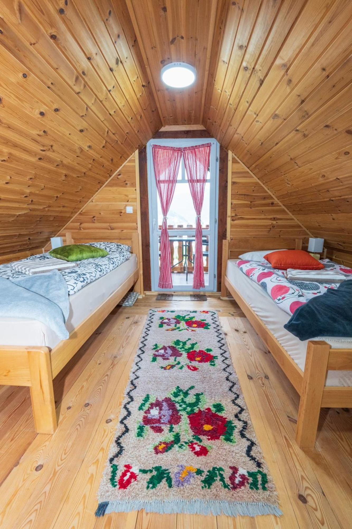Будинок відпочинку Salerno Camp Плав